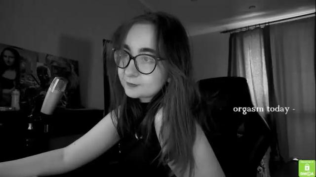 Image 7 of el_sweety Stream on Chaturbate on 23 days ago