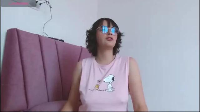 Image 4 of ela_cat Stream on Chaturbate on 16 months ago