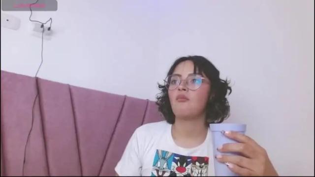 Image 10 of ela_cat Stream on Chaturbate on 16 months ago