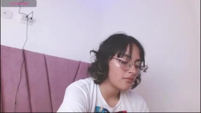 Image 6 of ela_cat Stream on Chaturbate on 16 months ago
