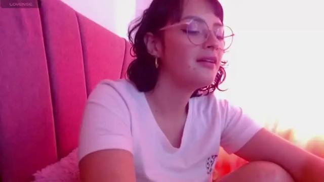 Image 6 of ela_cat Stream on Chaturbate on 15 months ago