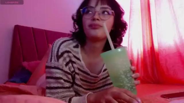 Image 12 of ela_cat Stream on Chaturbate on 15 months ago