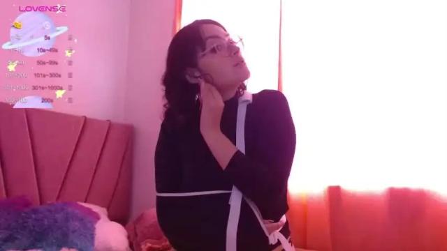 Image 2 of ela_cat Stream on Chaturbate on 15 months ago
