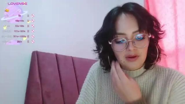 Image 8 of ela_cat Stream on Chaturbate on 13 months ago