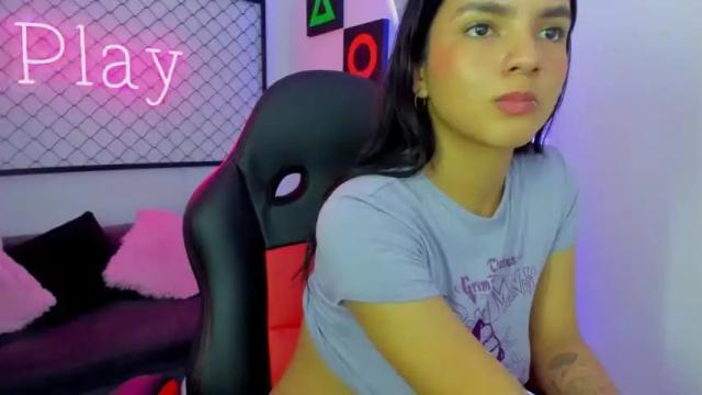 Image 10 of ela_georgiou Stream on Chaturbate on 14 months ago