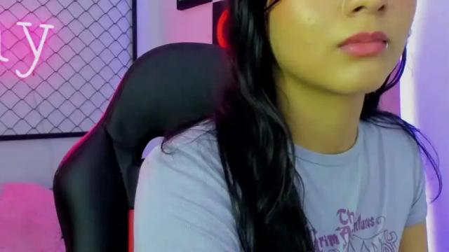 Image 3 of ela_georgiou Stream on Chaturbate on 14 months ago