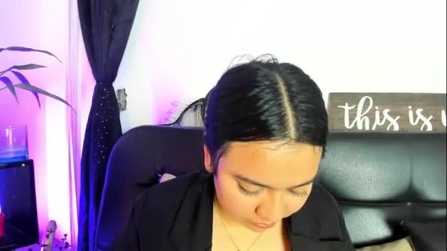 Image 10 of ela_hilton3 Stream on Chaturbate on 2 months ago