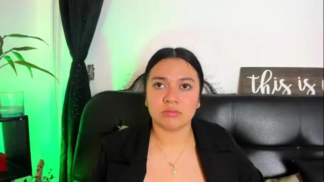 Image 11 of ela_hilton3 Stream on Chaturbate on 2 months ago