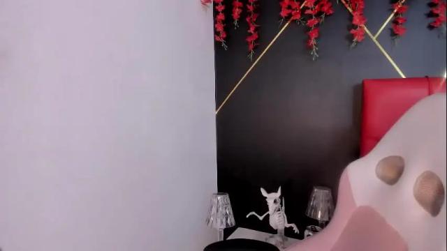 Image 12 of ela_hilton3 Stream on Chaturbate on 1 month ago
