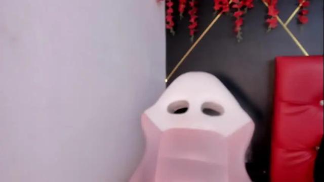 Image 4 of ela_hilton3 Stream on Chaturbate on 1 month ago