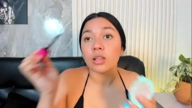Image 6 of ela_hilton3 Stream on Chaturbate on 1 month ago