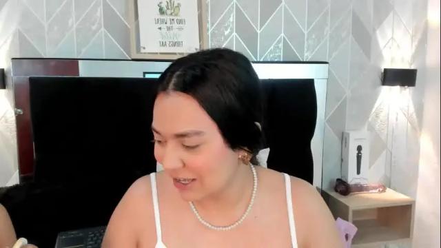 Image 12 of ela_hilton3 Stream on Chaturbate on 12 days ago