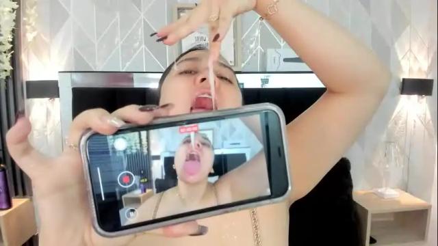Image 6 of ela_hilton3 Stream on Chaturbate on 4 days ago