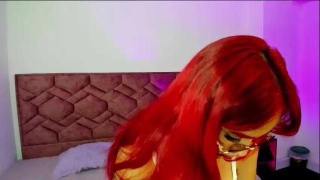 Image 2 of elaia_muller Stream on Chaturbate on 3 months ago