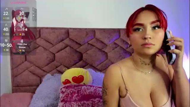 Image 3 of elaia_muller Stream on Chaturbate on 3 months ago