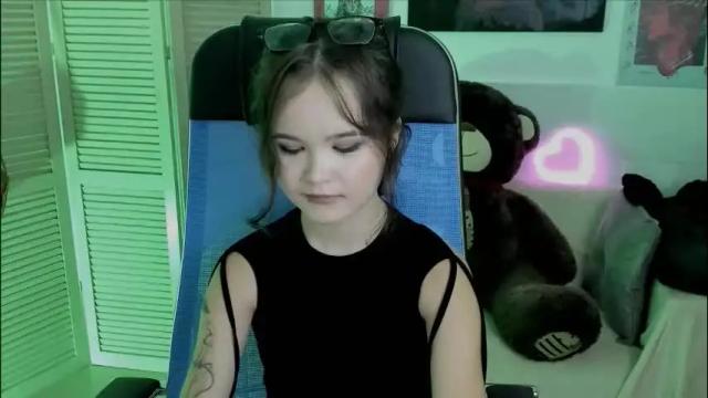 Image 6 of elainebeness Stream on Chaturbate on 2 months ago