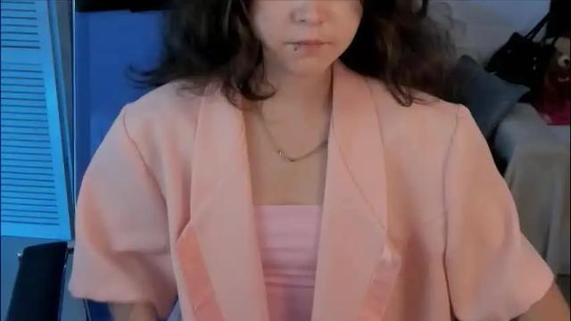 Thumbnail 3, elainebeness's Stream at Chaturbate, 2 months ago