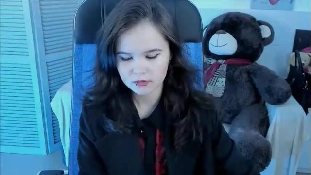 Image 11 of elainebeness Stream on Chaturbate on 2 months ago