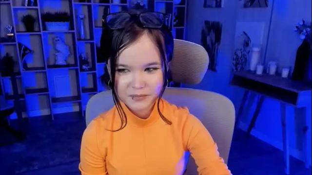 Image 10 of elainebeness Stream on Chaturbate on 2 months ago