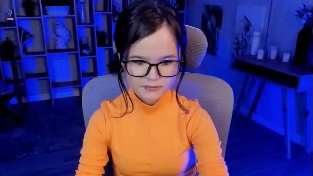 Image 7 of elainebeness Stream on Chaturbate on 2 months ago