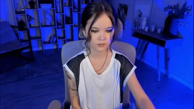 Image 11 of elainebeness Stream on Chaturbate on 2 months ago