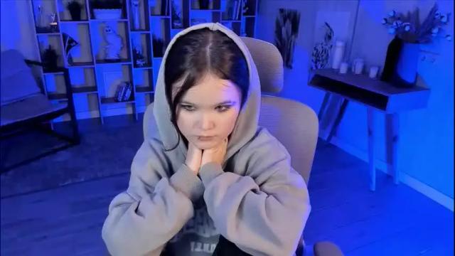 Image 2 of elainebeness Stream on Chaturbate on 2 months ago