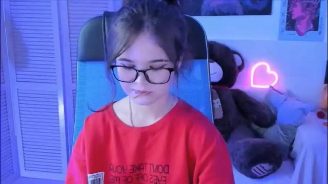 Thumbnail 1, elainebeness's Stream at Chaturbate, 1 month ago