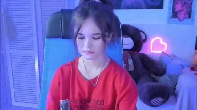 Thumbnail 2, elainebeness's Stream at Chaturbate, 1 month ago