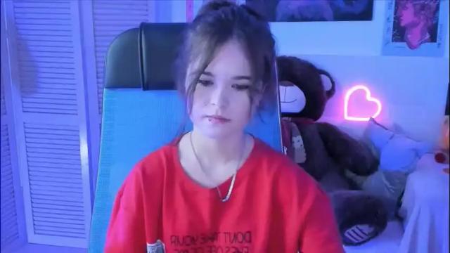 Image 6 of elainebeness Stream on Chaturbate on 1 month ago