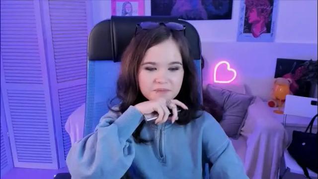 Image 4 of elainebeness Stream on Chaturbate on 1 month ago