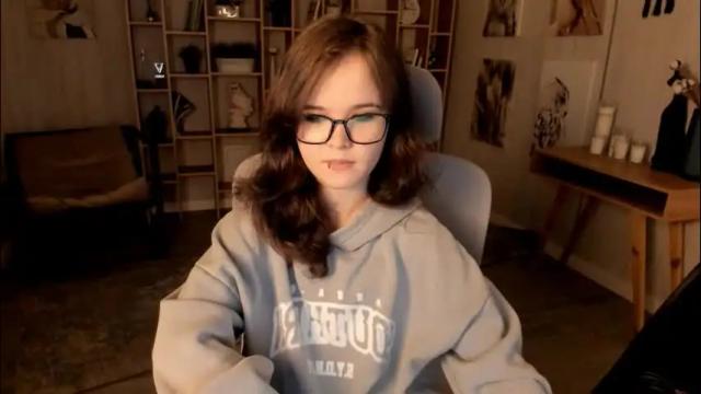 Thumbnail 1, elainebeness's Stream at Chaturbate, 1 month ago