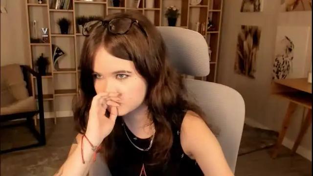 Thumbnail 3, elainebeness's Stream at Chaturbate, 1 month ago