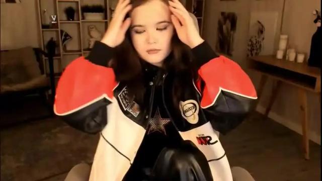 Image 8 of elainebeness Stream on Chaturbate on 1 month ago