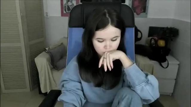 Image 6 of elainebeness Stream on Chaturbate on 1 month ago