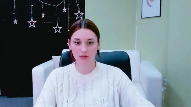 Image 7 of elani_foxy Stream on Chaturbate on 26 months ago