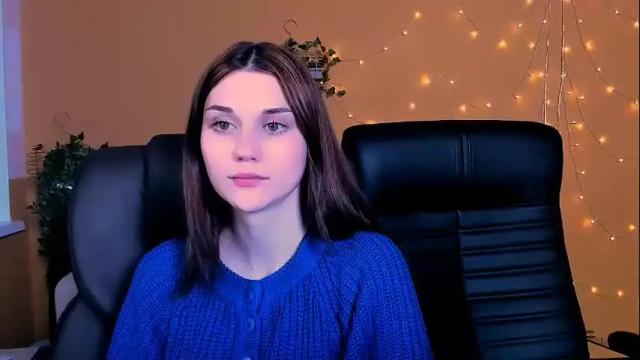 Thumbnail 3, elani_foxy's Stream at Chaturbate, 25 months ago