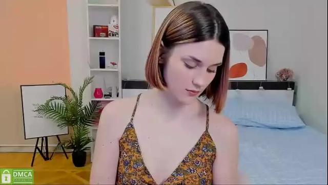 Image 7 of elani_foxy Stream on Chaturbate on 22 months ago