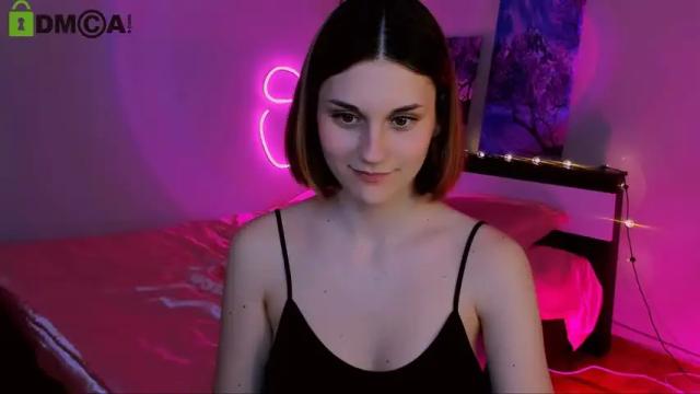 Image 11 of elani_foxy Stream on Chaturbate on 22 months ago