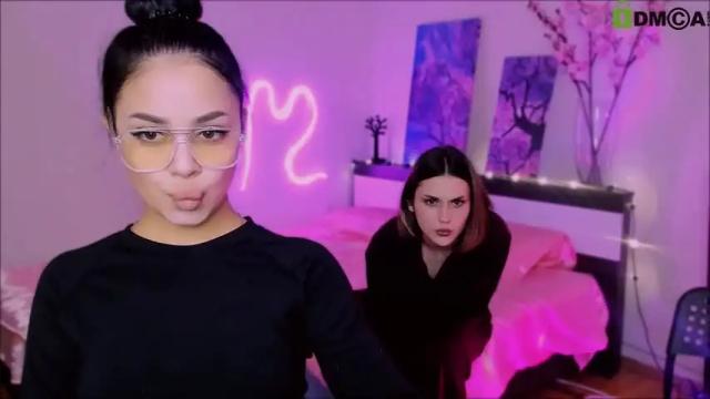 Image 4 of elani_foxy Stream on Chaturbate on 22 months ago