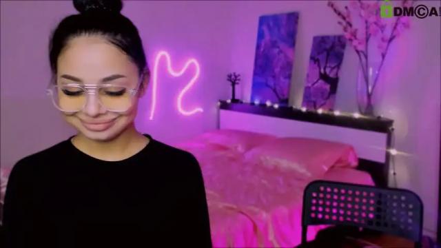 Image 7 of elani_foxy Stream on Chaturbate on 22 months ago