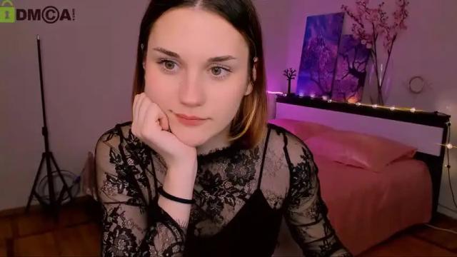 Image 10 of elani_foxy Stream on Chaturbate on 21 months ago