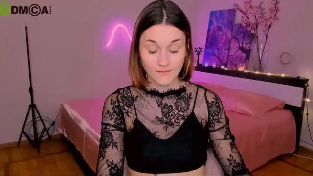 Image 7 of elani_foxy Stream on Chaturbate on 21 months ago