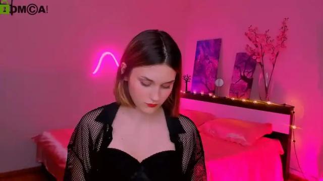 Image 4 of elani_foxy Stream on Chaturbate on 21 months ago