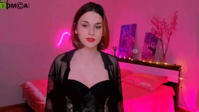 Image 8 of elani_foxy Stream on Chaturbate on 21 months ago