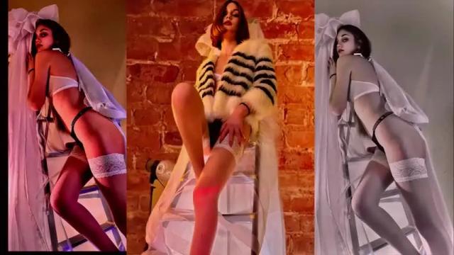 Image 2 of elani_foxy Stream on Chaturbate on 21 months ago