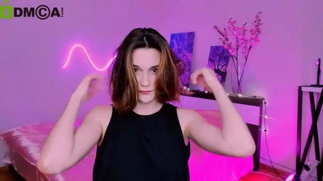 Image 2 of elani_foxy Stream on Chaturbate on 21 months ago