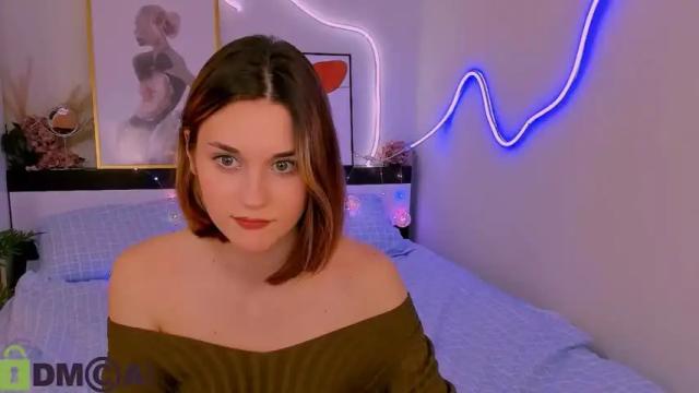 Image 2 of elani_foxy Stream on Chaturbate on 21 months ago