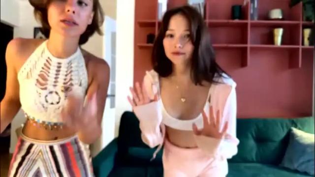 Image 12 of elannand Stream on Chaturbate on 2 months ago