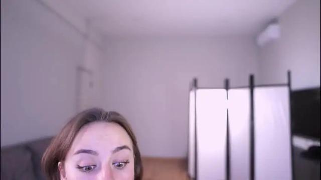 Image 10 of elannand Stream on Chaturbate on 19 days ago