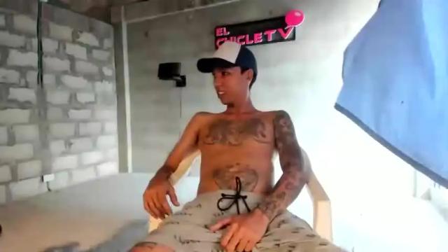 Image 7 of elchicletv Stream on Chaturbate on 14 months ago